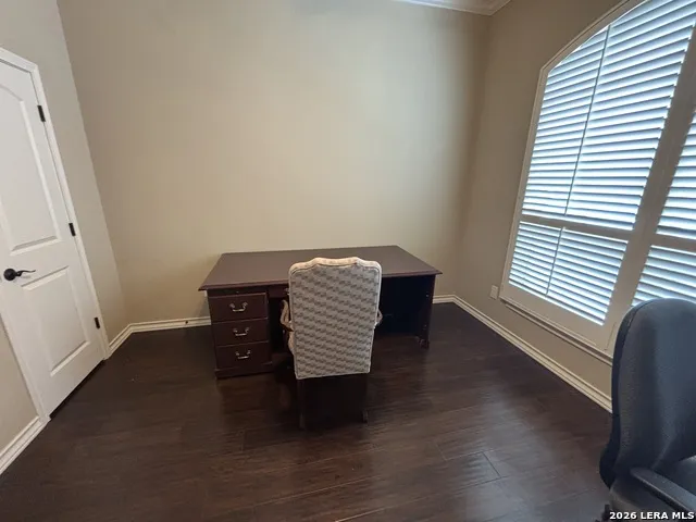 104 Park View Poth, TX 78147