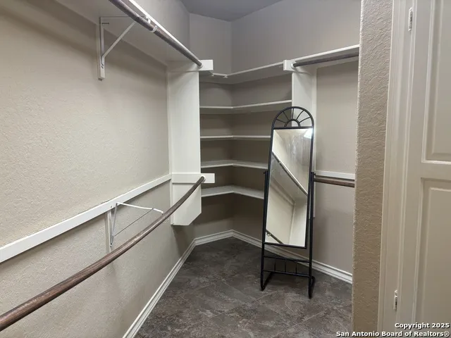 104 Park View Poth, TX 78147