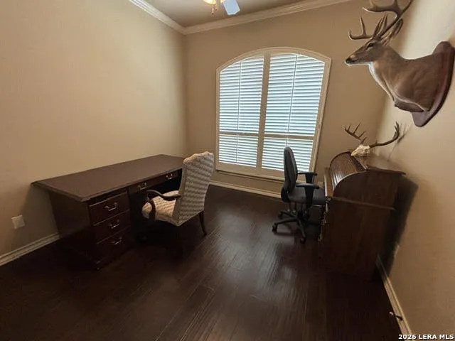 104 Park View Poth, TX 78147