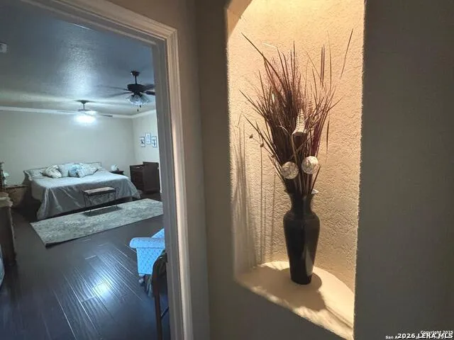104 Park View Poth, TX 78147