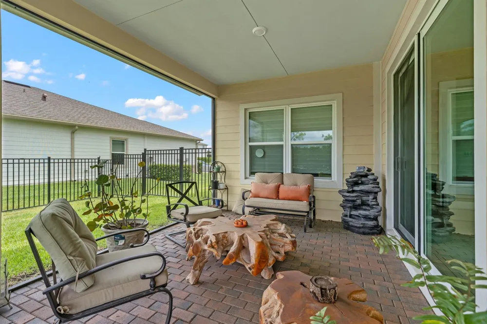 19227 Broad Shore Walk Loxahatchee, FL 33470