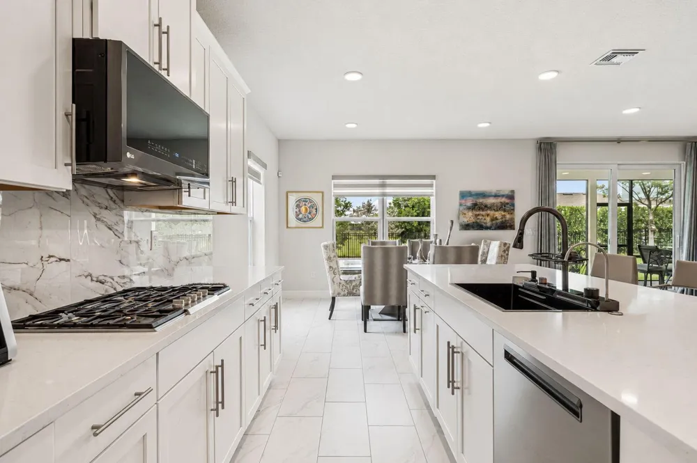 19227 Broad Shore Walk Loxahatchee, FL 33470