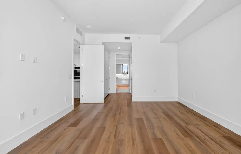 220 Lake Shore Drive #1511 Lake Park, FL 33403