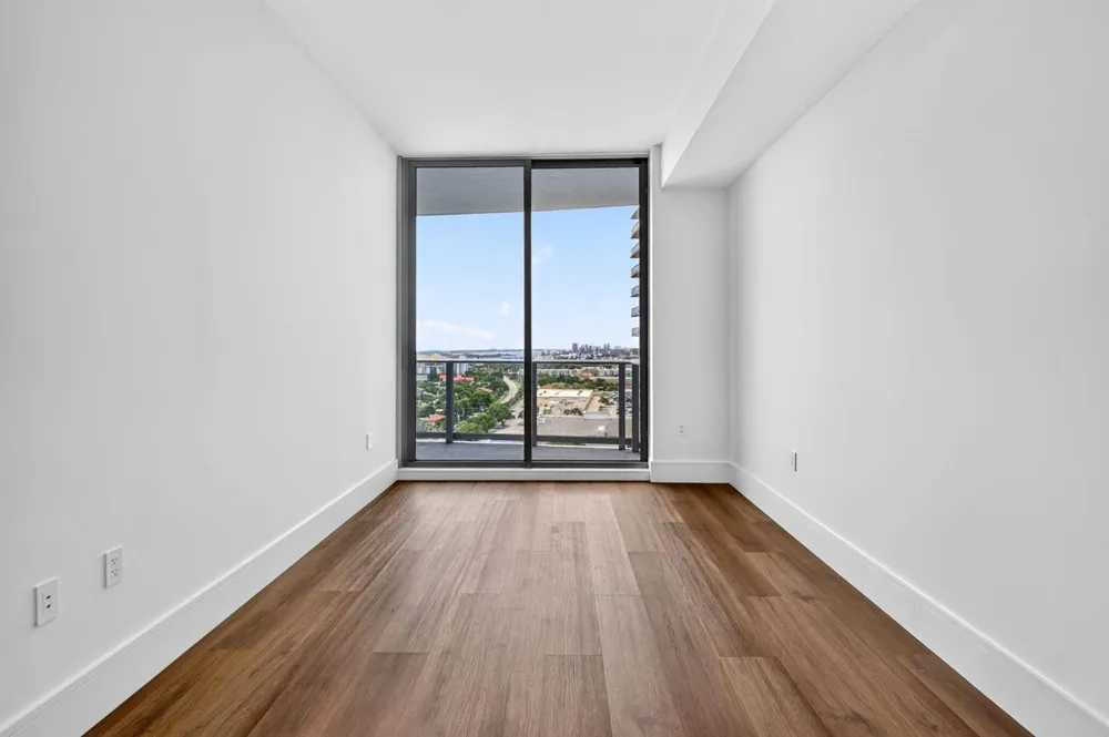 220 Lake Shore Drive #1511 Lake Park, FL 33403