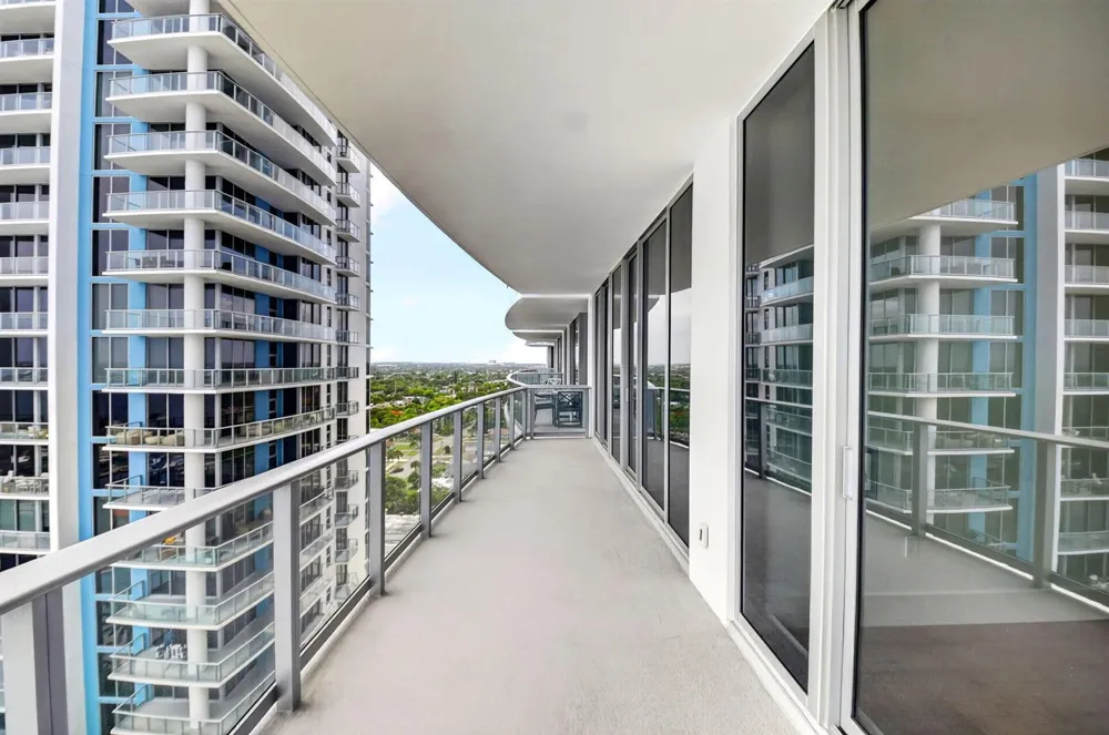 220 Lake Shore Drive #1511 Lake Park, FL 33403