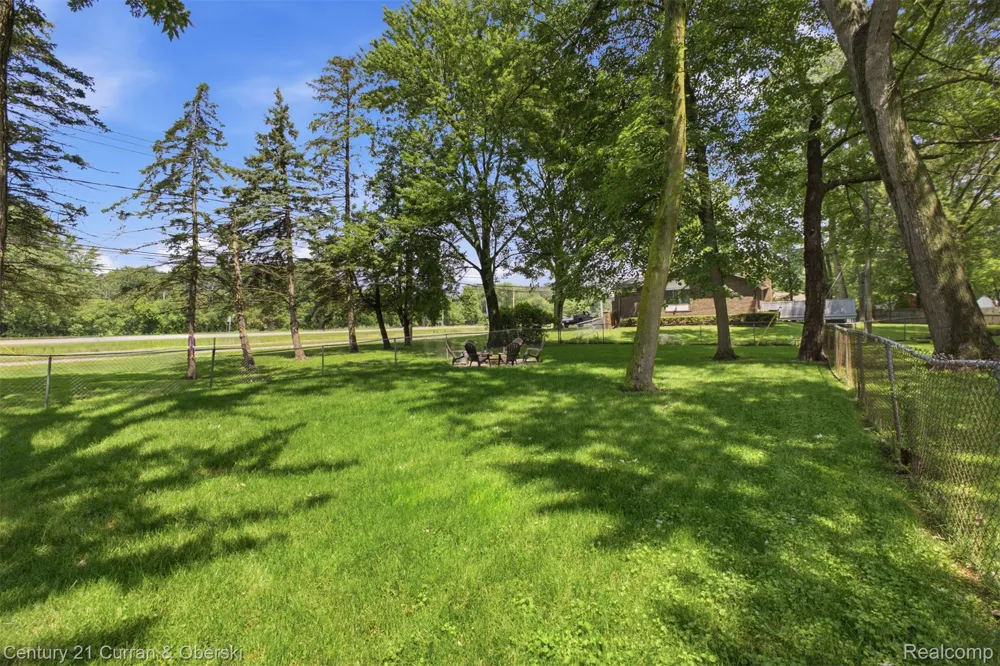 26560 Acacia Street Harrison Charter Township, MI 48045