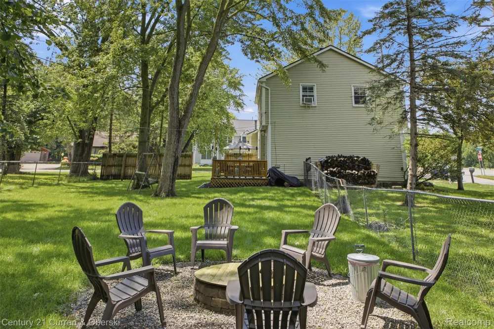 26560 Acacia Street Harrison Charter Township, MI 48045