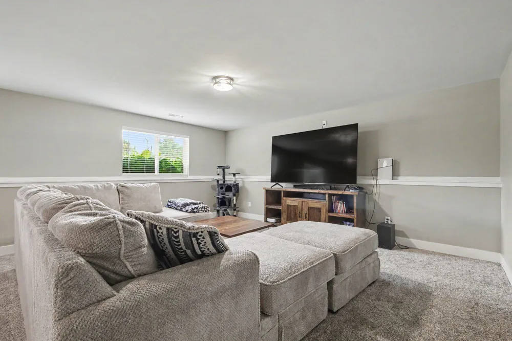 3113 Lowingside Drive Georgetown Charter Township, MI 49428