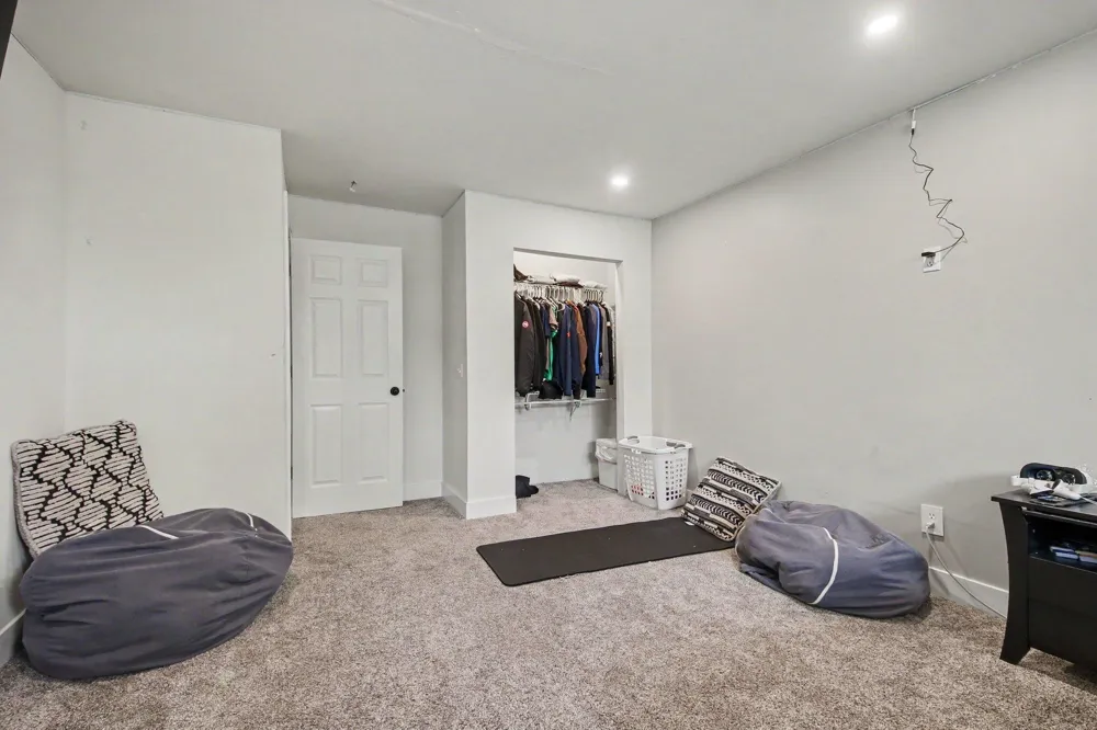 3113 Lowingside Drive Georgetown Charter Township, MI 49428