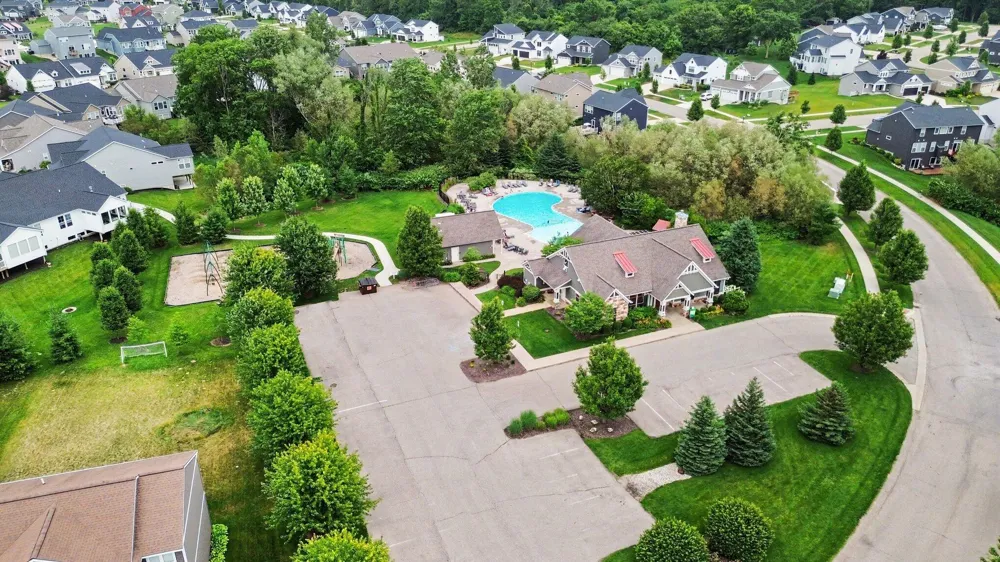 3113 Lowingside Drive Georgetown Charter Township, MI 49428