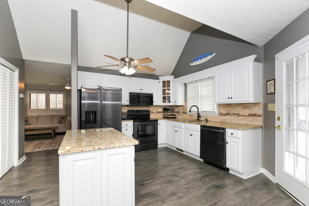 504 Rue Chalet Lavonia, GA 30553