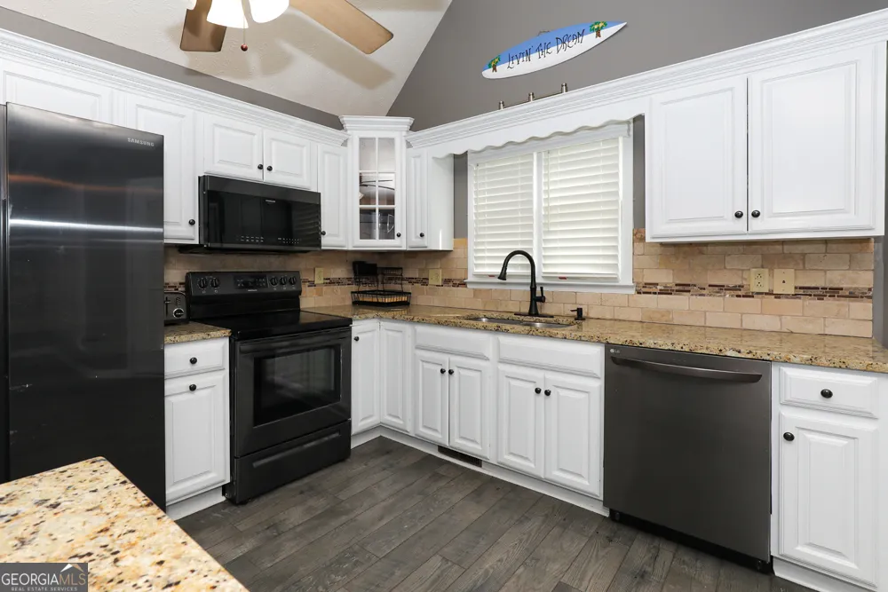 504 Rue Chalet Lavonia, GA 30553
