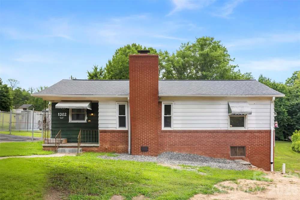 1302 W Gold Street Extension Kings Mountain, NC 28086