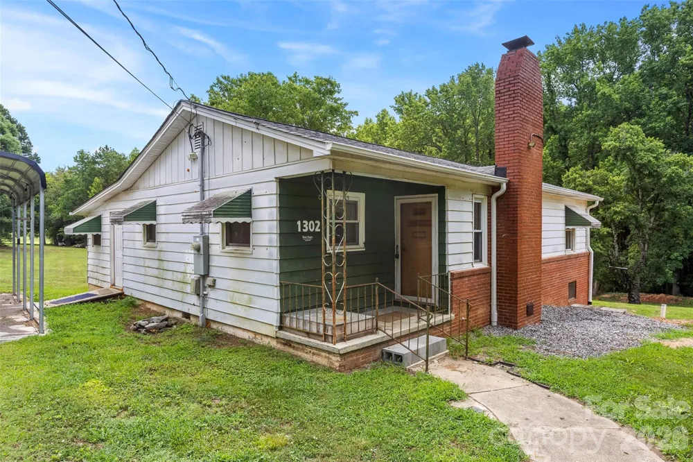 1302 W Gold Street Extension Kings Mountain, NC 28086