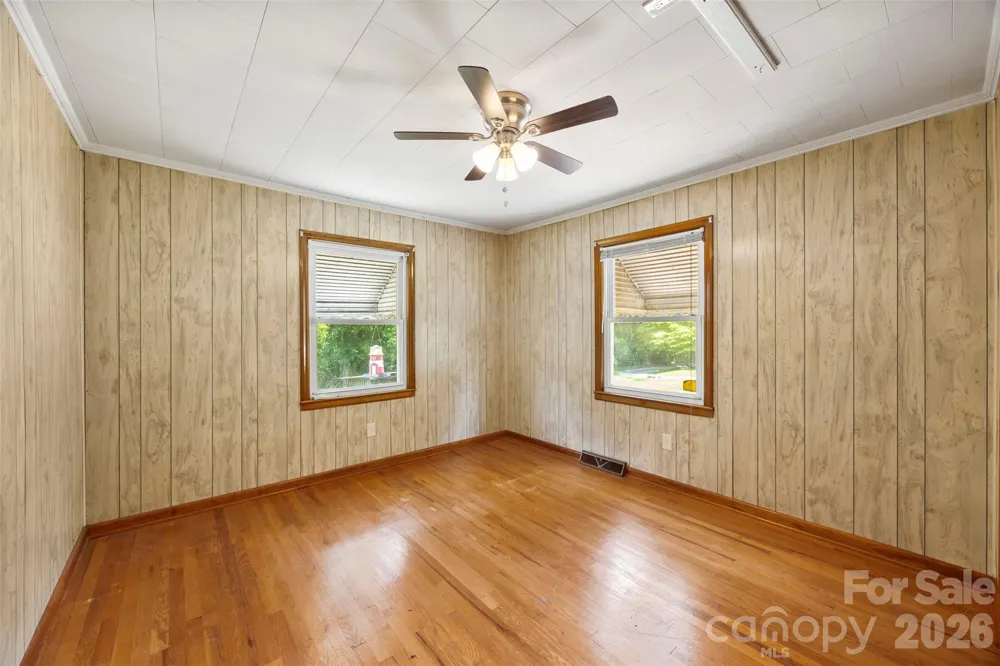 1302 W Gold Street Extension Kings Mountain, NC 28086