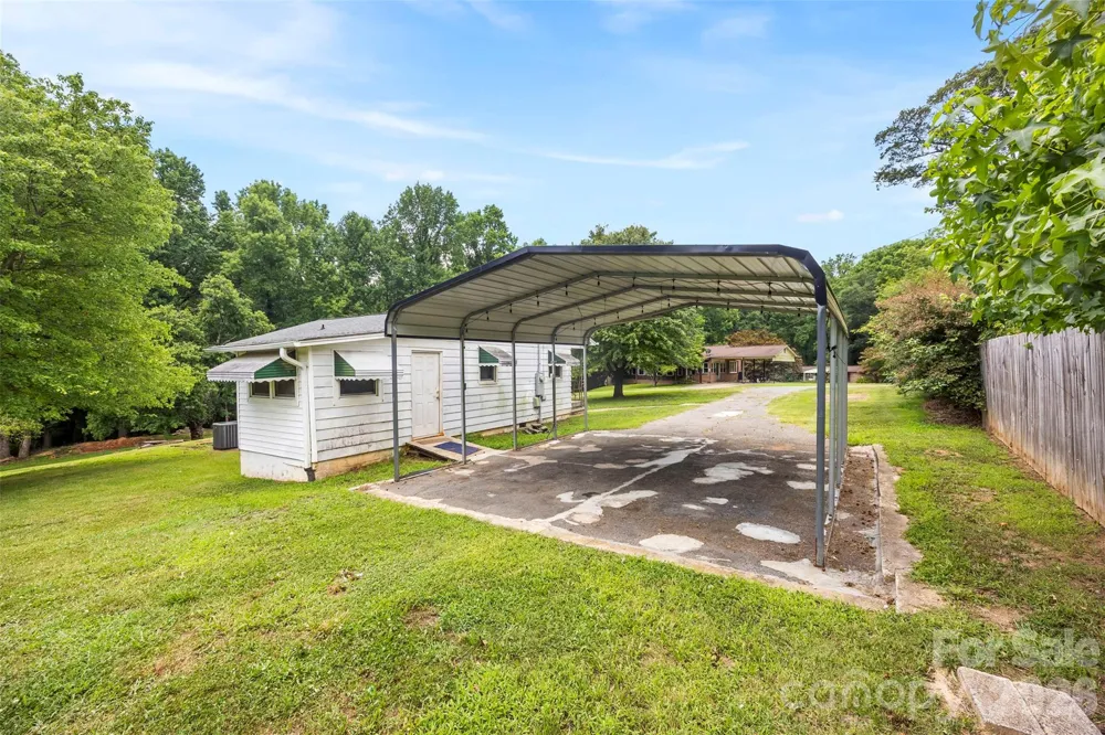 1302 W Gold Street Extension Kings Mountain, NC 28086