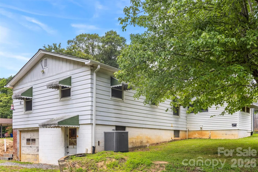 1302 W Gold Street Extension Kings Mountain, NC 28086