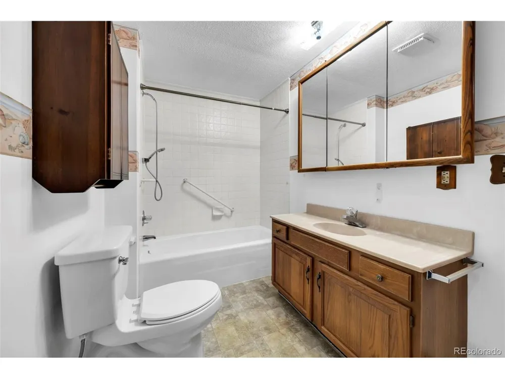 355 E Woodward Avenue Keenesburg, CO 80643