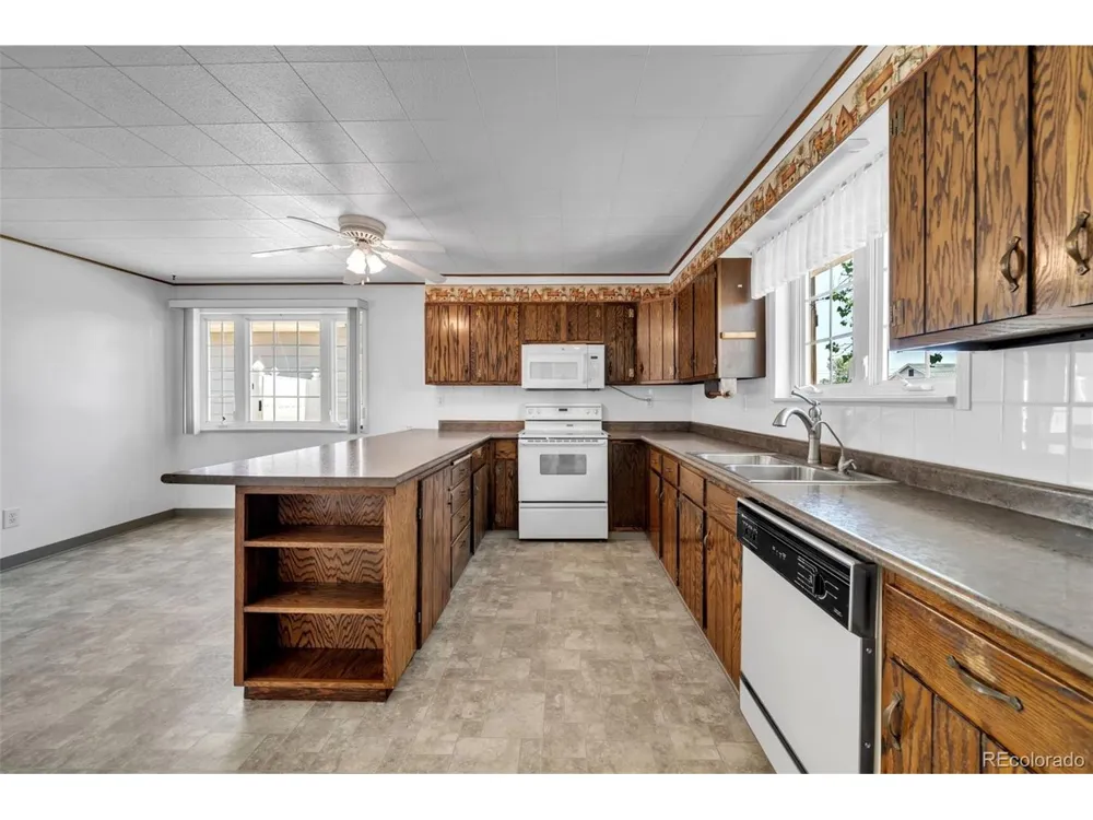 355 E Woodward Avenue Keenesburg, CO 80643
