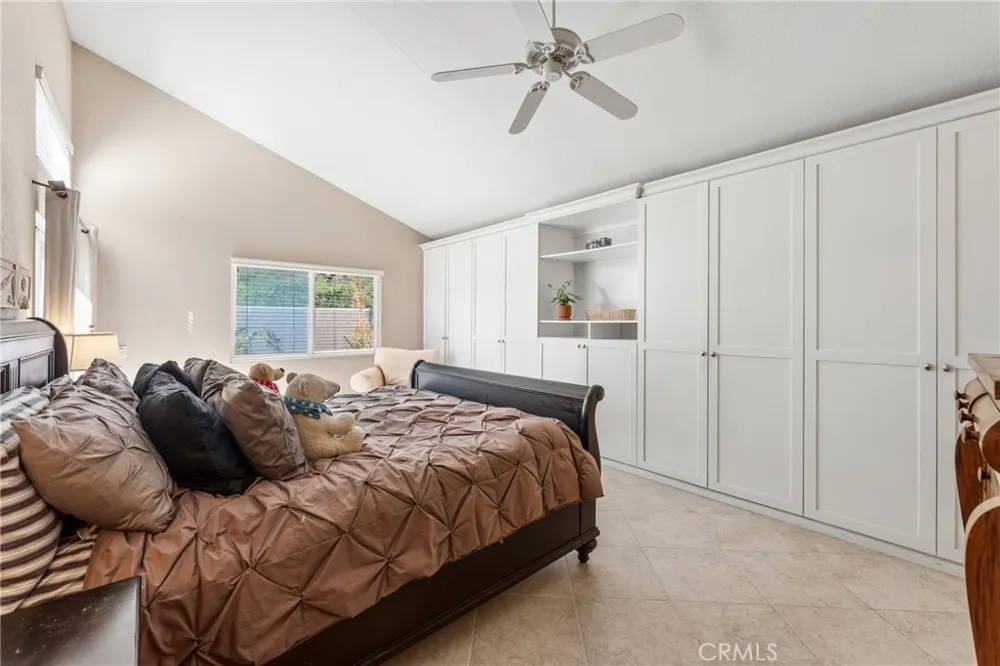 17 Spicewood Aliso Viejo, CA 92656
