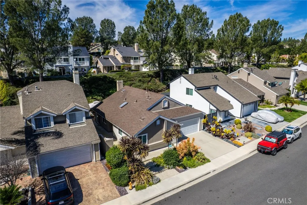 17 Spicewood Aliso Viejo, CA 92656