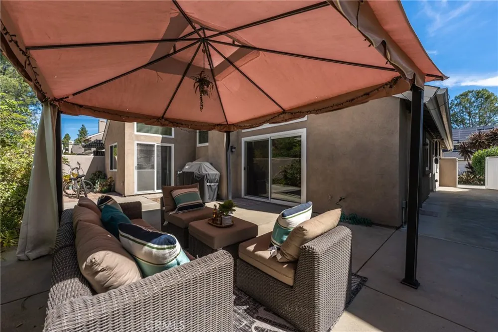 17 Spicewood Aliso Viejo, CA 92656