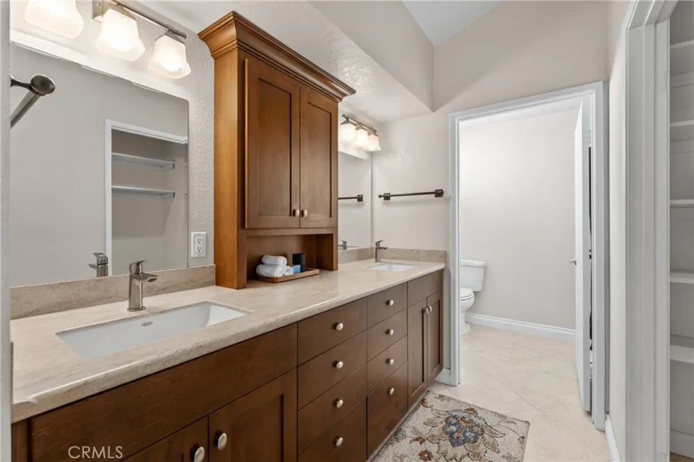 17 Spicewood Aliso Viejo, CA 92656