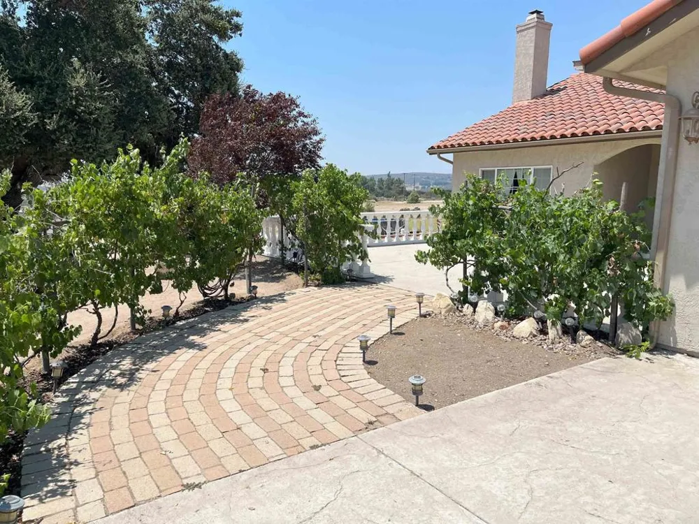 38058 Highway 94 Boulevard, CA 91905