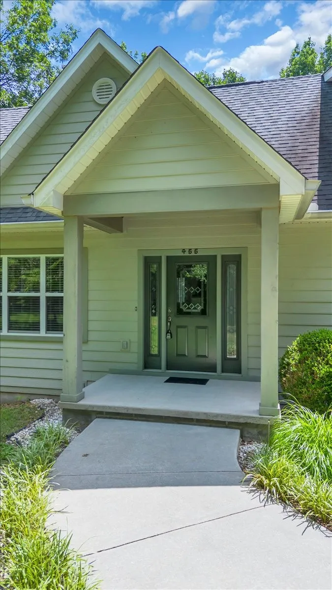 455 Lafever Ridge Rd Silver Point, TN 38582