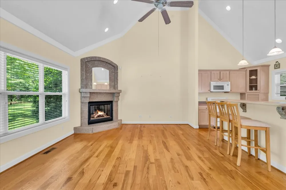 455 Lafever Ridge Rd Silver Point, TN 38582