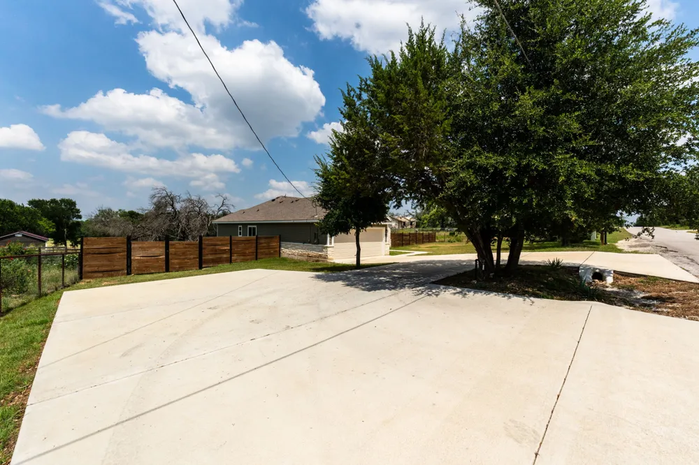 1110 County Road 1045 Lampasas, TX 76550