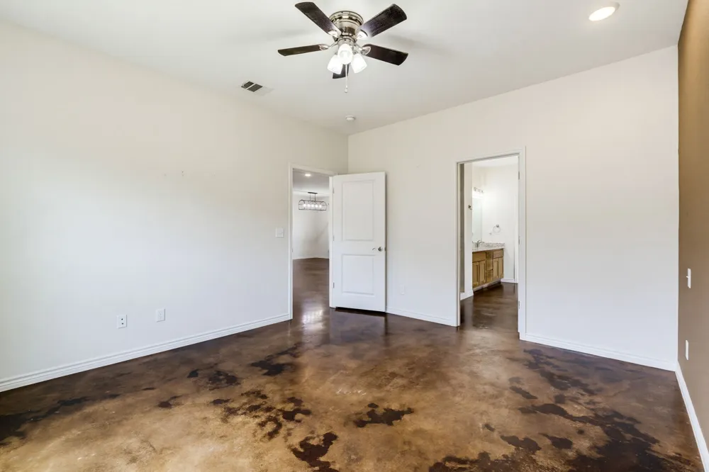 1110 County Road 1045 Lampasas, TX 76550