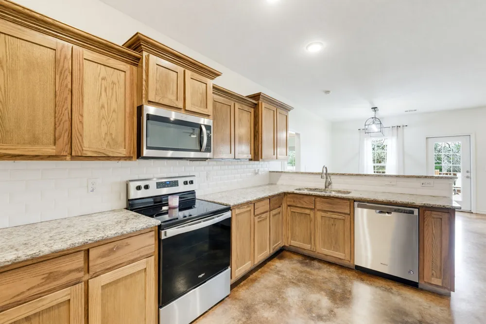 1110 County Road 1045 Lampasas, TX 76550