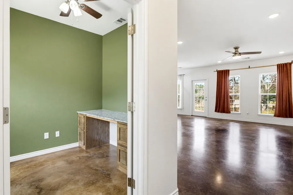 1110 County Road 1045 Lampasas, TX 76550