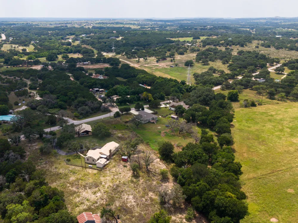 1110 County Road 1045 Lampasas, TX 76550