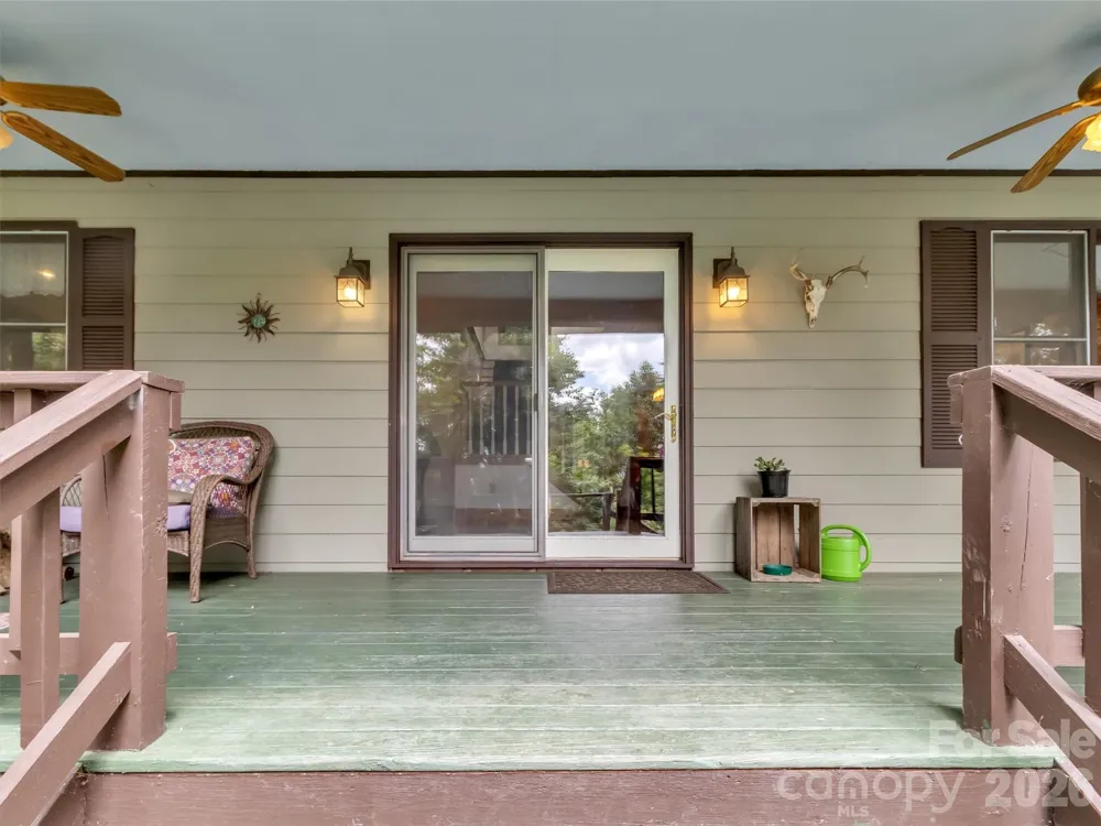 150 Sorghum Drive Waynesville, NC 28785