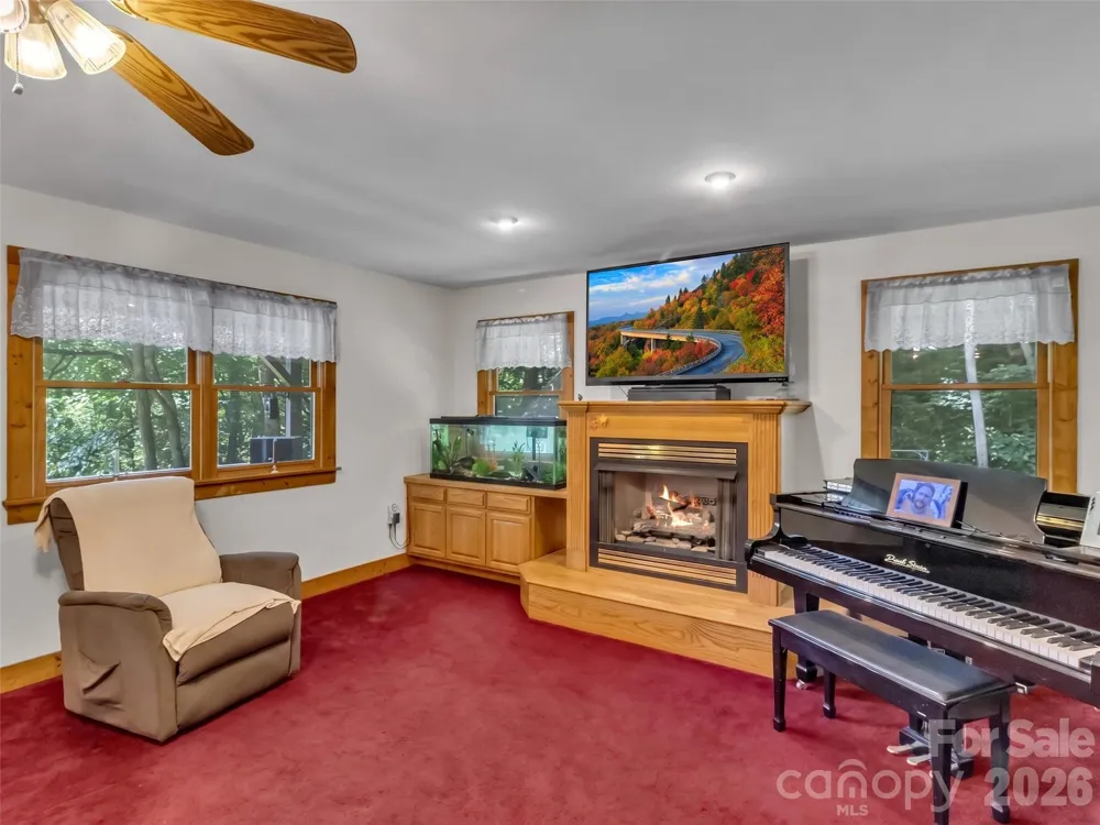 150 Sorghum Drive Waynesville, NC 28785