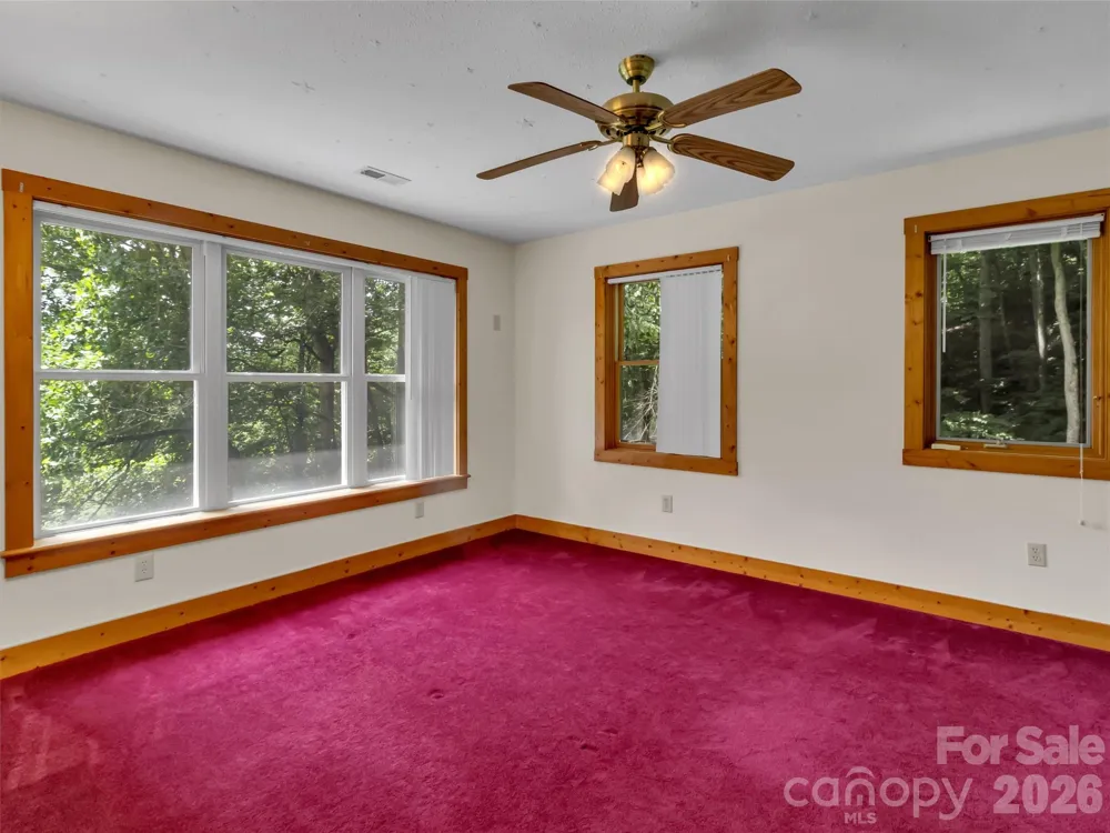 150 Sorghum Drive Waynesville, NC 28785