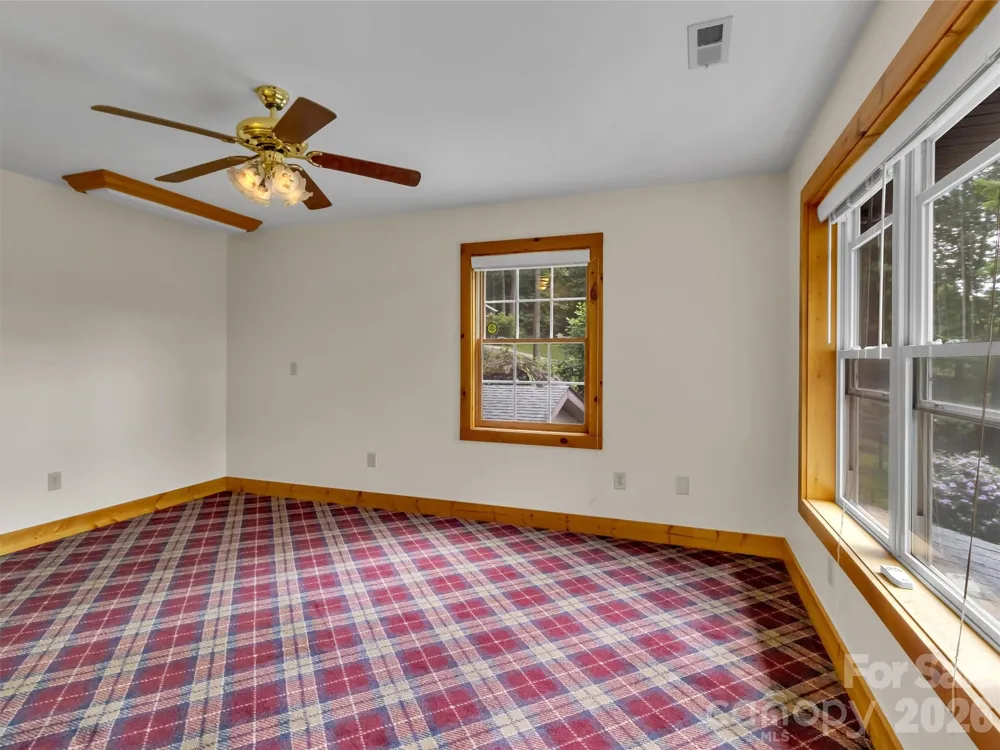 150 Sorghum Drive Waynesville, NC 28785