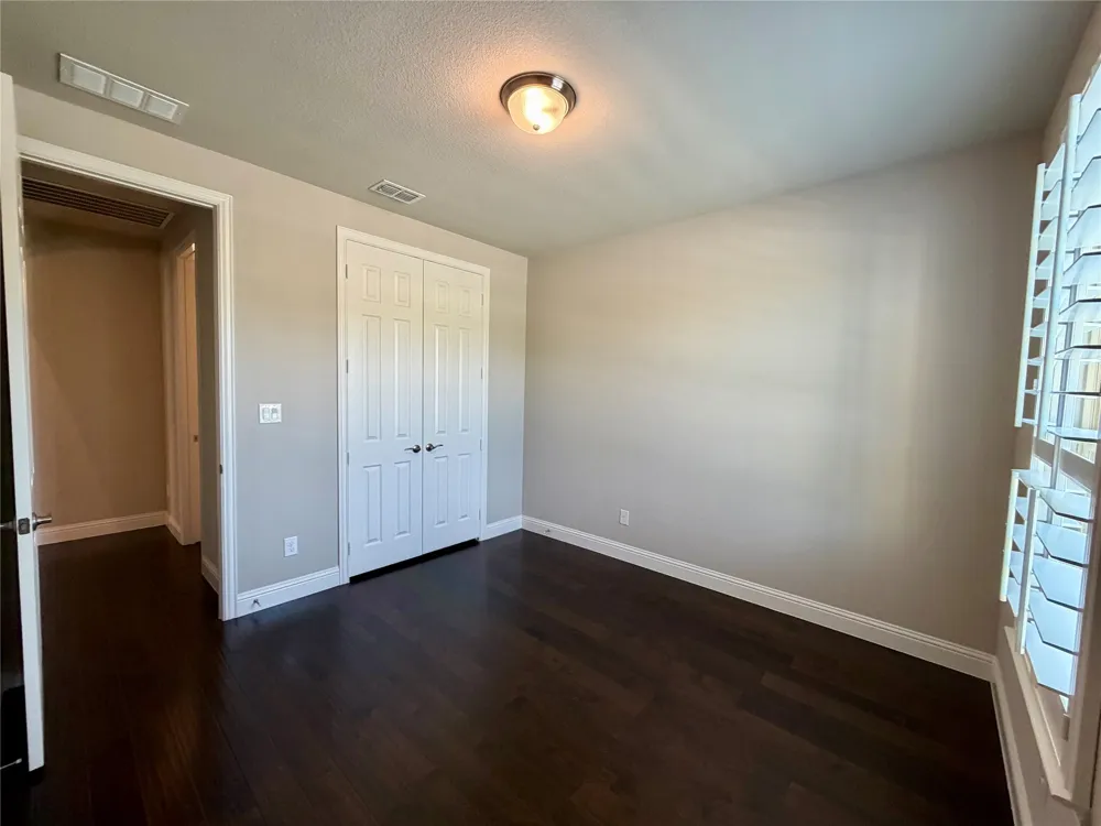 2705 Walnut Creek Lane The Colony, TX 75056