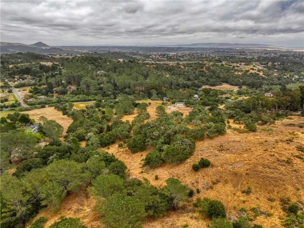 979 Noyes Arroyo Grande, CA 93420