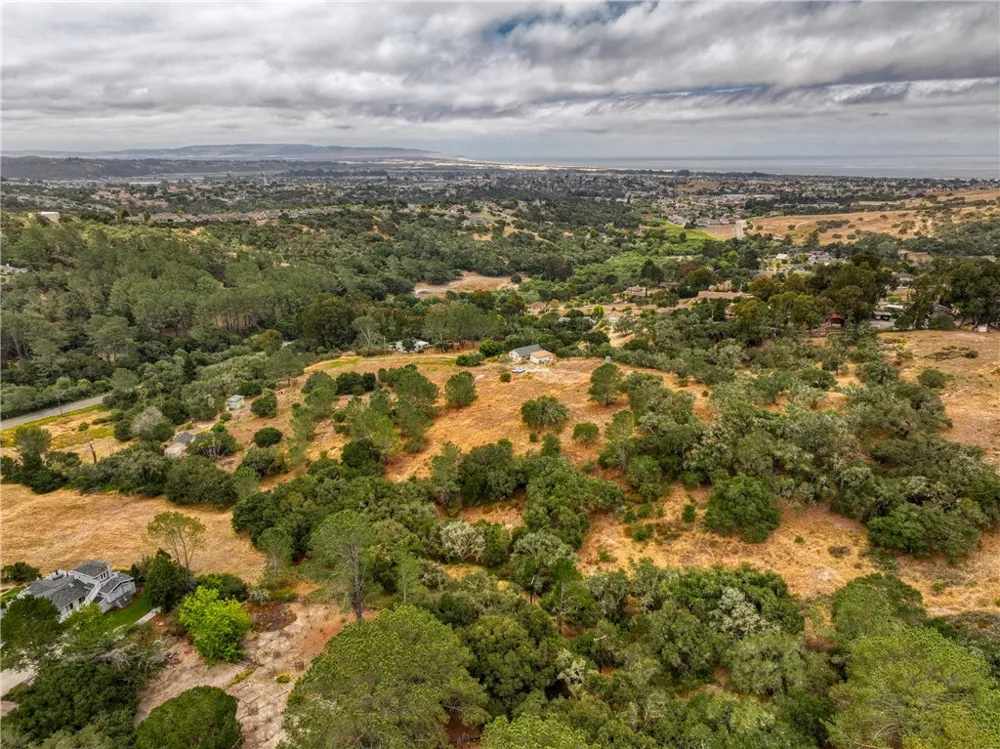979 Noyes Arroyo Grande, CA 93420