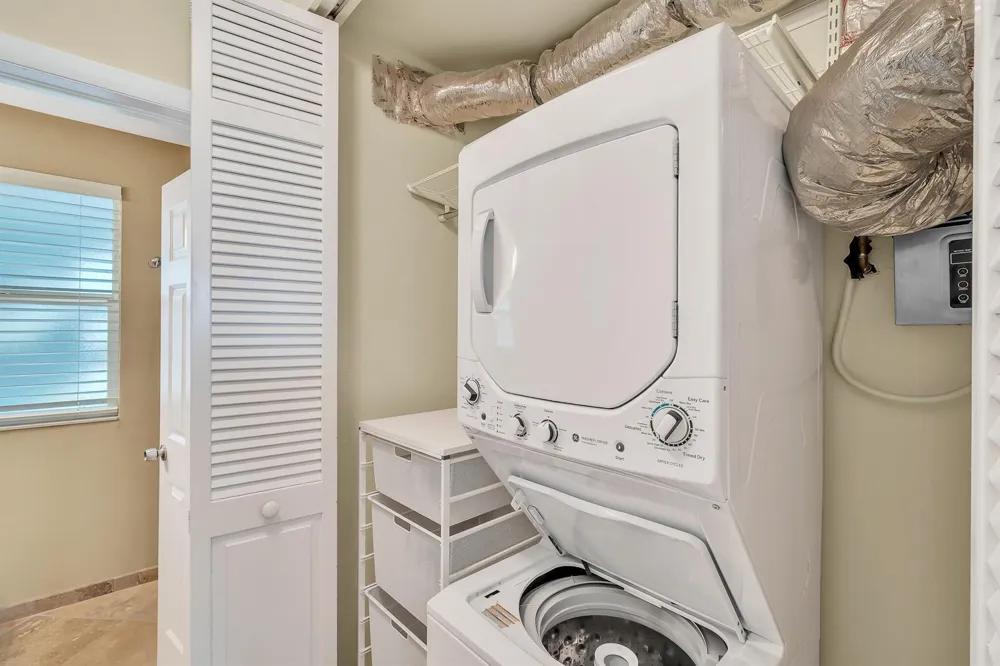 1221 Hillsboro Mile #42b Hillsboro Beach, FL 33062