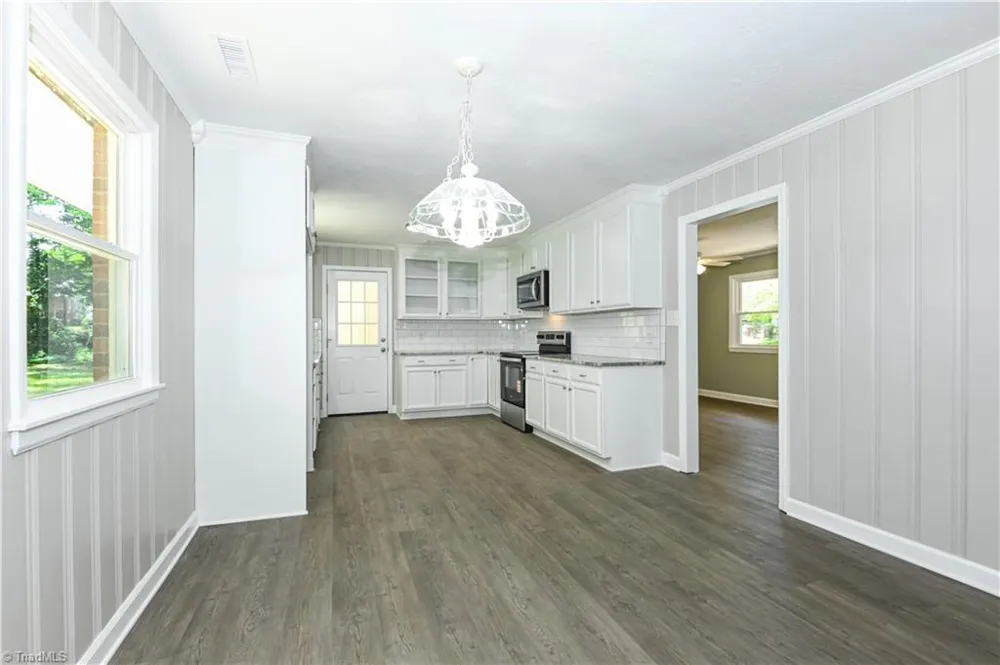 3506 Treeview Lane Browns Summit, NC 27214