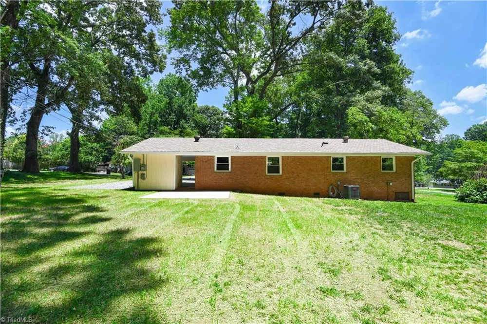 3506 Treeview Lane Browns Summit, NC 27214