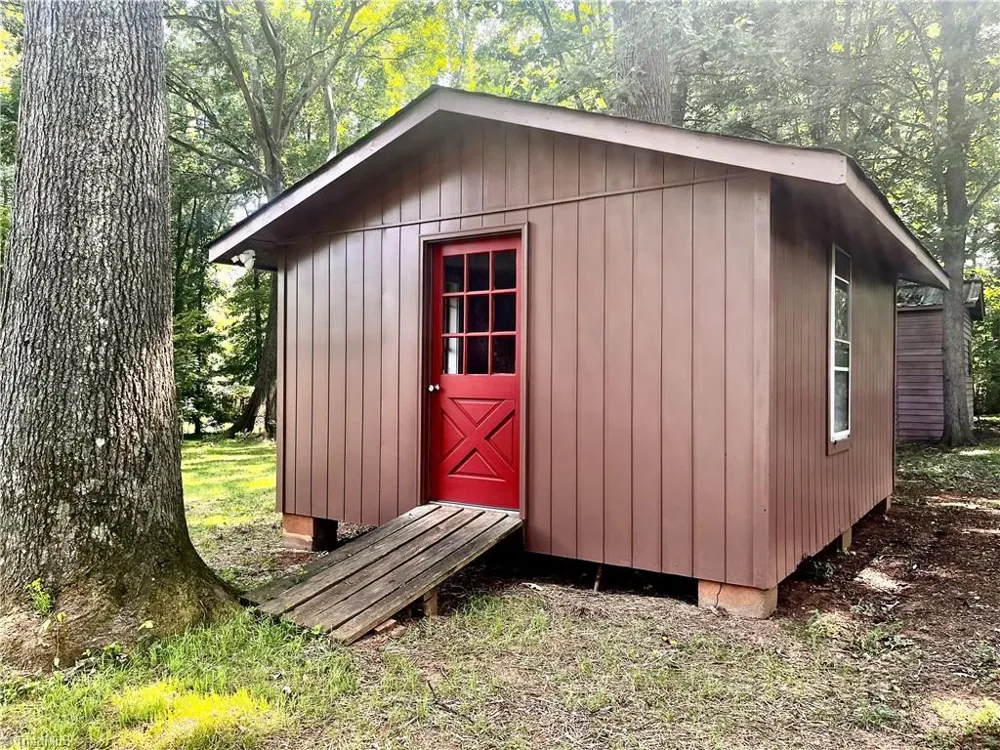 3506 Treeview Lane Browns Summit, NC 27214