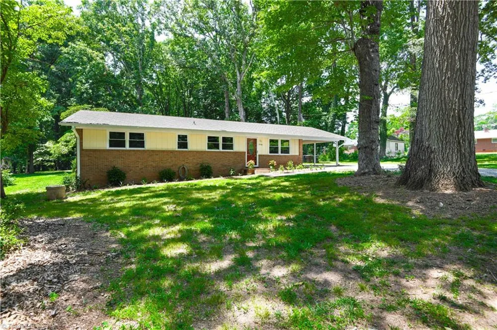 3506 Treeview Lane Browns Summit, NC 27214