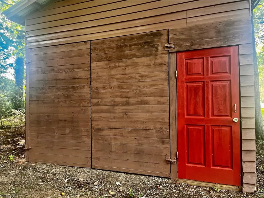 3506 Treeview Lane Browns Summit, NC 27214