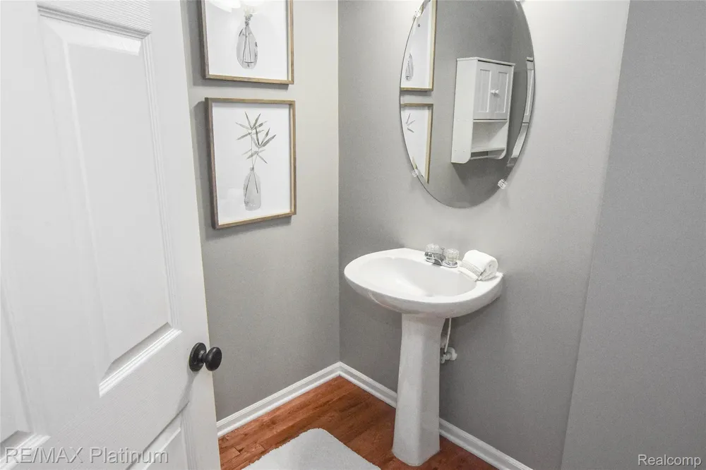 1661 Sanctuary Circle Oceola Township, MI 48855