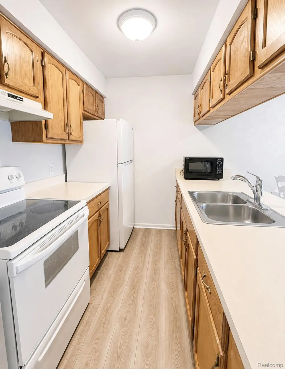 29838 Utica Road #25 Roseville City, MI 48066